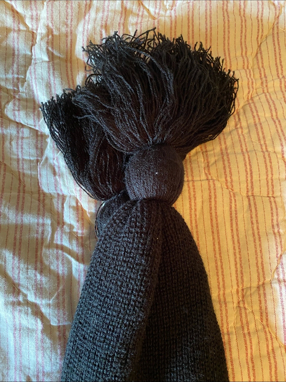 Source Unknown Black Knit scarf with Large Pom on each end